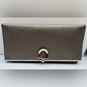 Salvatore Ferragamo Silver Leather Gancini Lon Continental Wallet